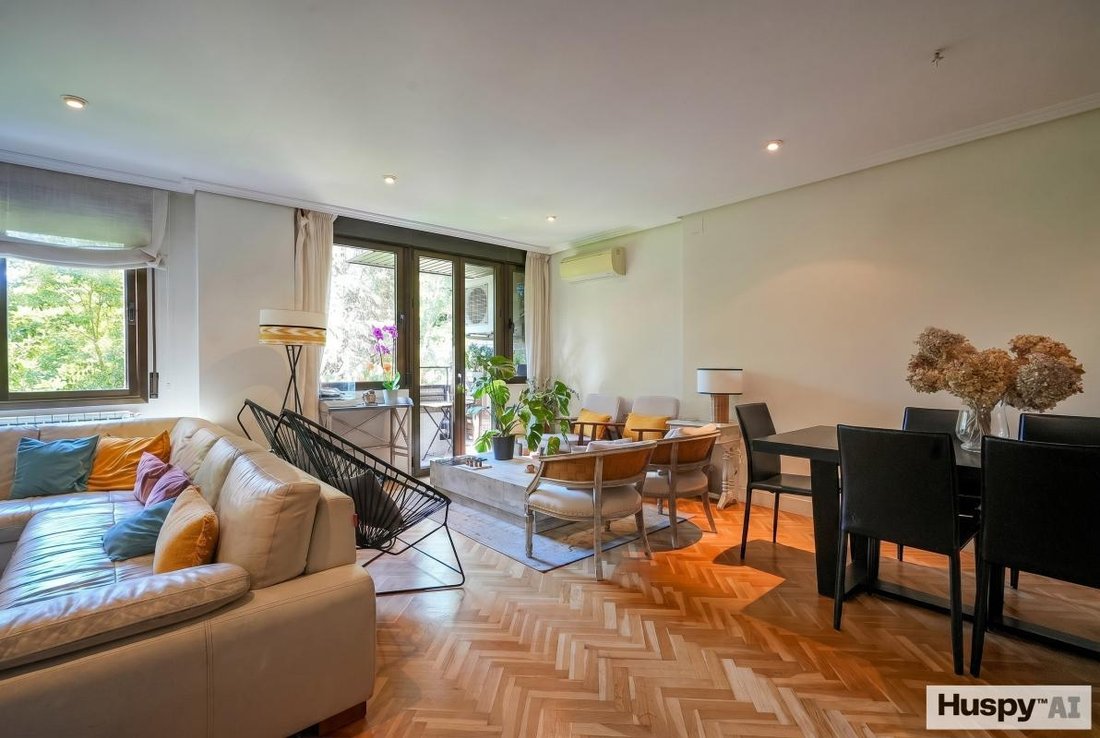 Apartment in Fuencarral-El Pardo, Madrid, Spain 1 - 17898628