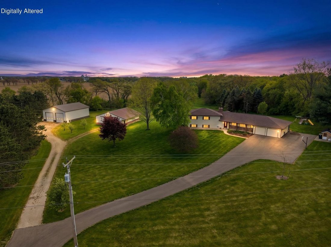 House in Brooklyn, Wisconsin, United States 1 - 17974857