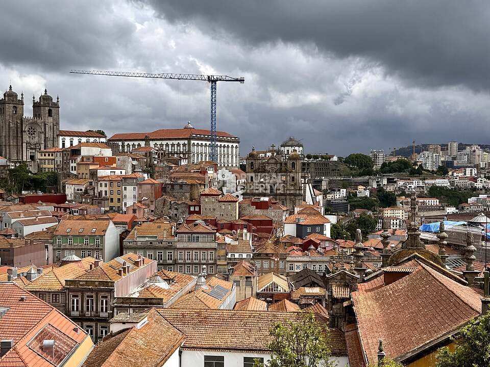 Apartment in Cedofeita, Santo Ildefonso, Se, Miragaia, Sao Nicolau e Vitoria, Porto District, Portugal 5 - 17978722