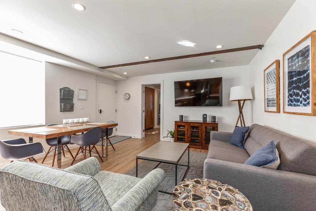 Condo in San Francisco, California, United States 2 - 17979246