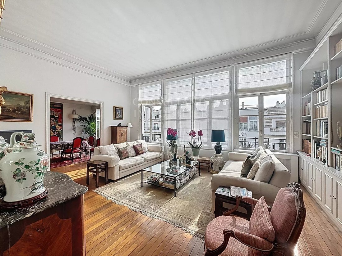 Apartment in Auteuil Sud, Paris 16e Arrondissement, Paris 2 - 17976623