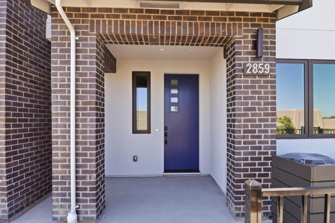 Townhouse in East Palo Alto, California, United States 1 - 17979166