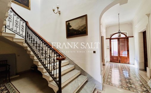 Townhouse in Sliema, Malta 1