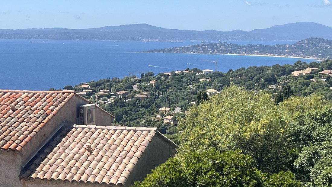 House in Les Issambres, Roquebrune-sur-Argens, France 1 - 17980324