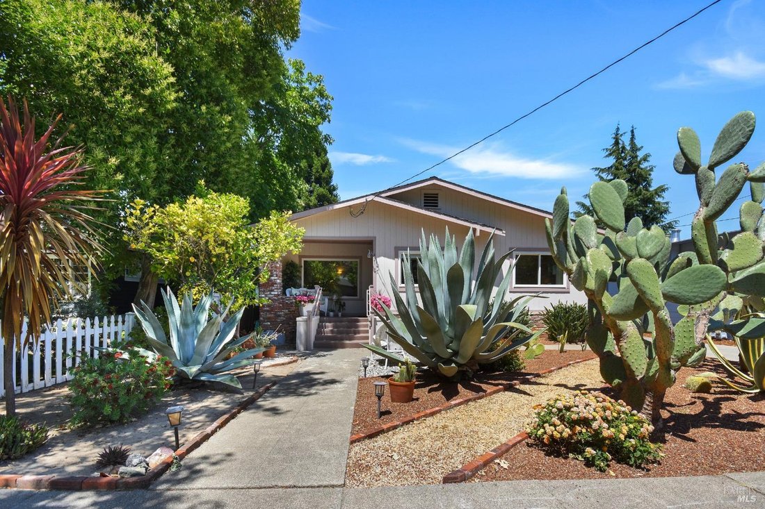 House in San Anselmo, California, United States 2 - 17979750
