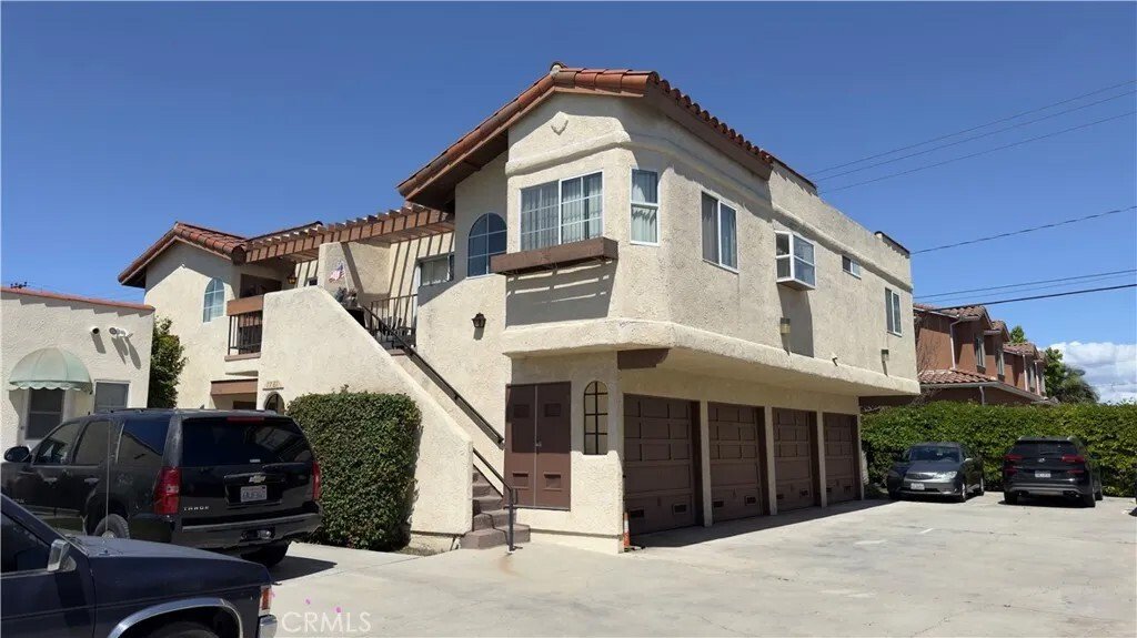 Westminster, California, United States 4 - 17725079