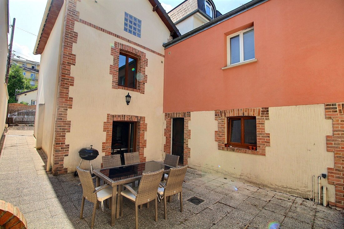 Villa in Plateau-Grèves-Europe-Gare du Stade-Fossés Jean, Colombes, France 3 - 17977338