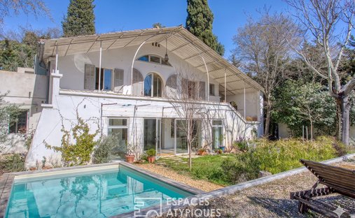 Villa in Bellecroix-Pont d'Avignon, Villeneuve-lès-Avignon, France 1