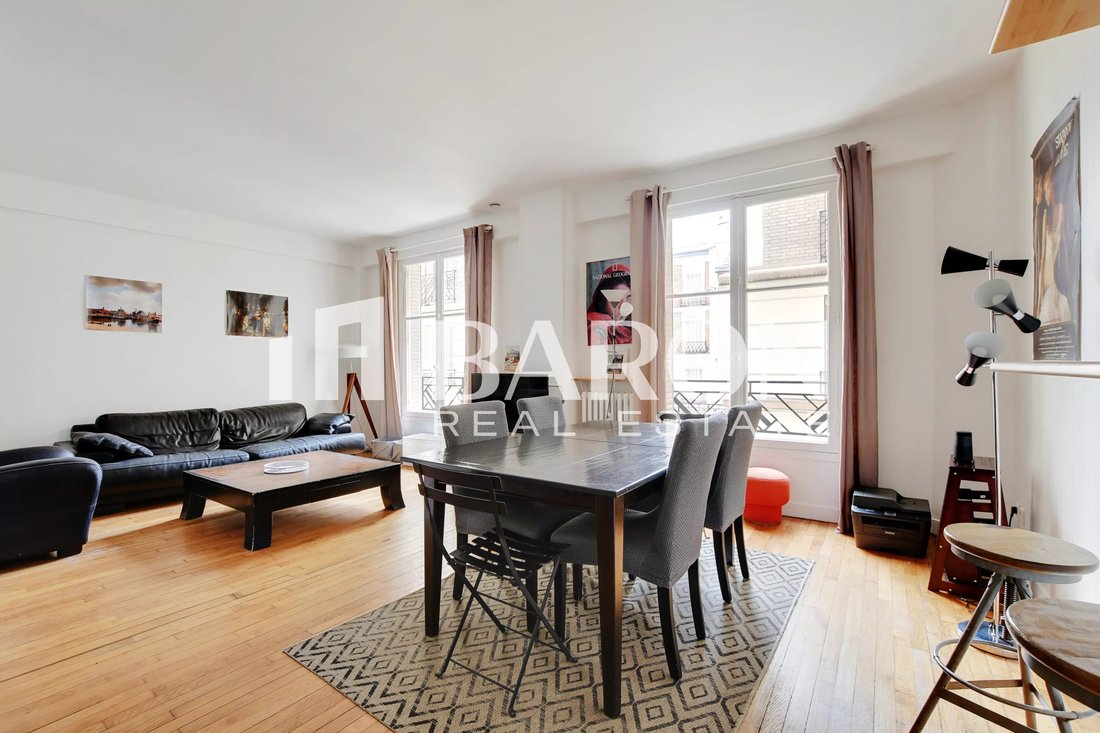 Apartment in Clichy-Trinité, Paris 9e Arrondissement, Paris 1 - 17976815