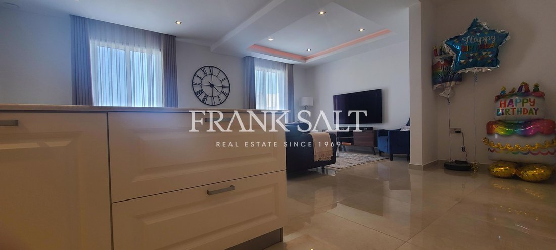 Apartment in Saint Julian's, Malta 4 - 17911025