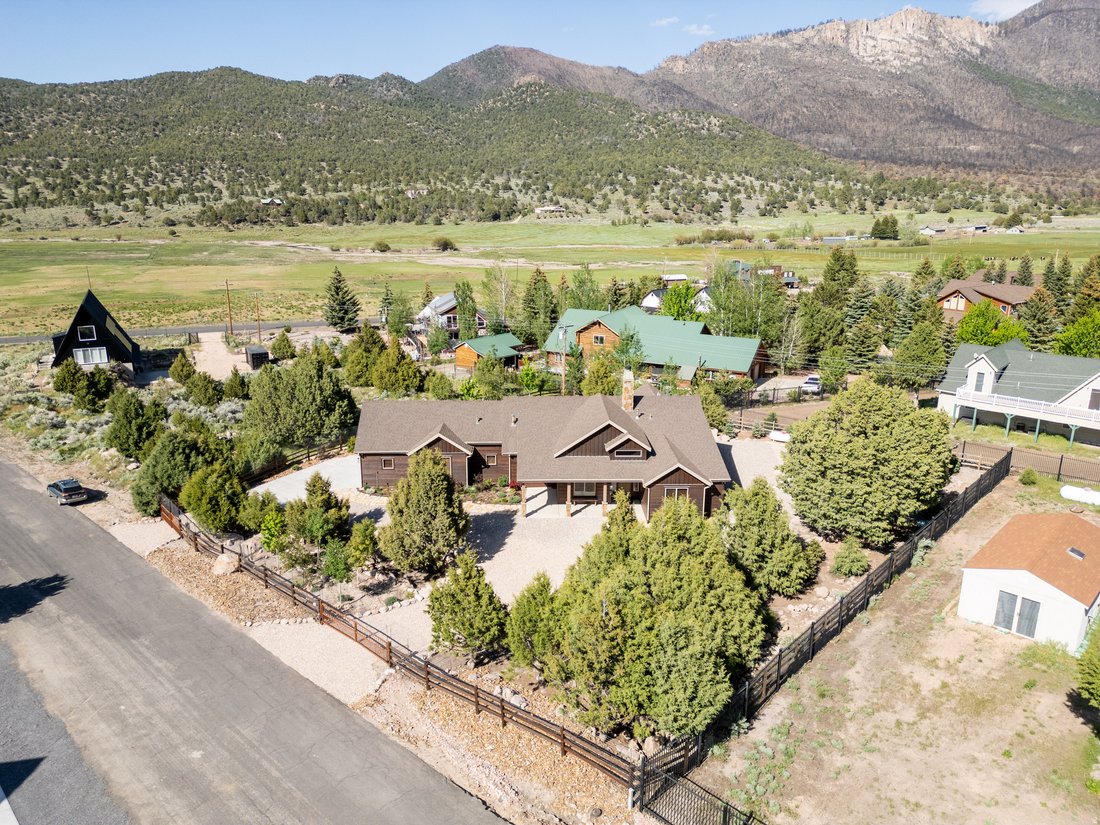 House in Pine Valley, Utah, United States 5 - 17974885