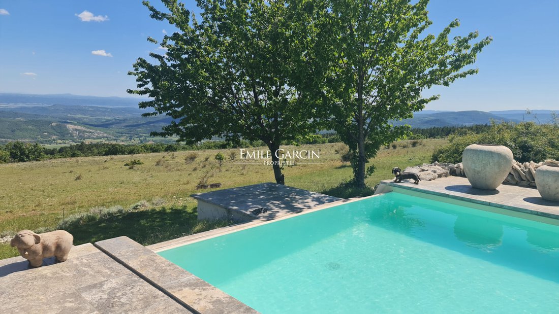 Villa in Noyers-sur-Jabron, Provence-Alpes-Côte d'Azur, France 4 - 17959737