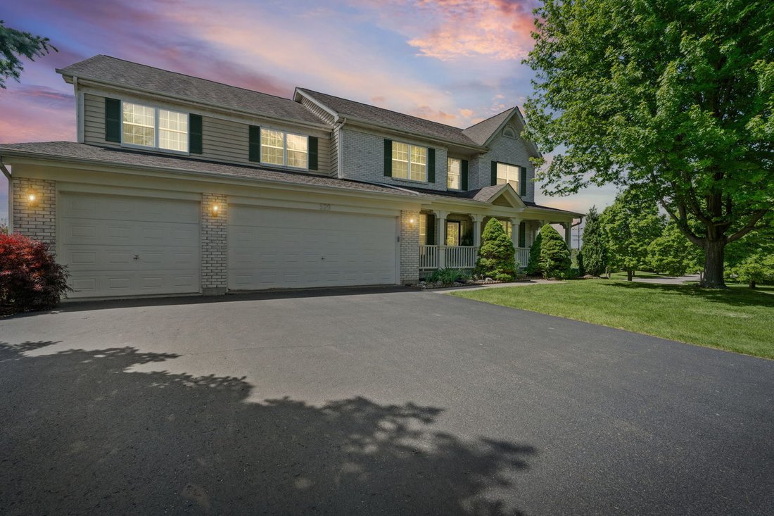 House in Crystal Lake, Illinois, United States 2 - 17979831