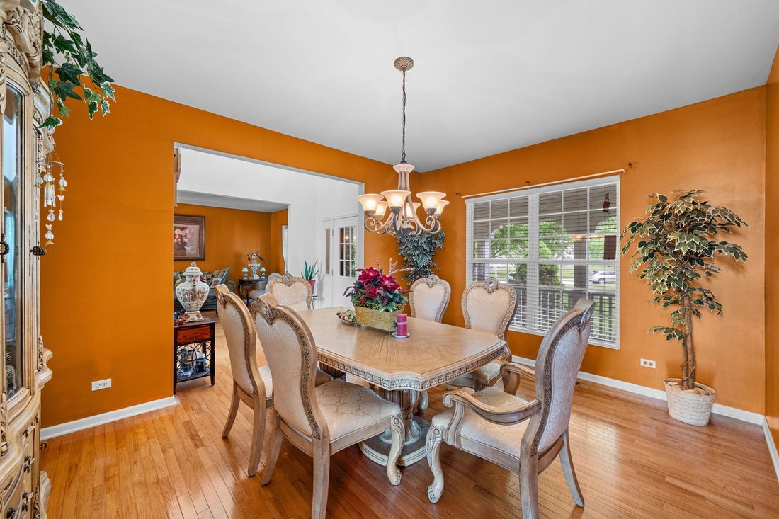 House in Crystal Lake, Illinois, United States 5 - 17979831