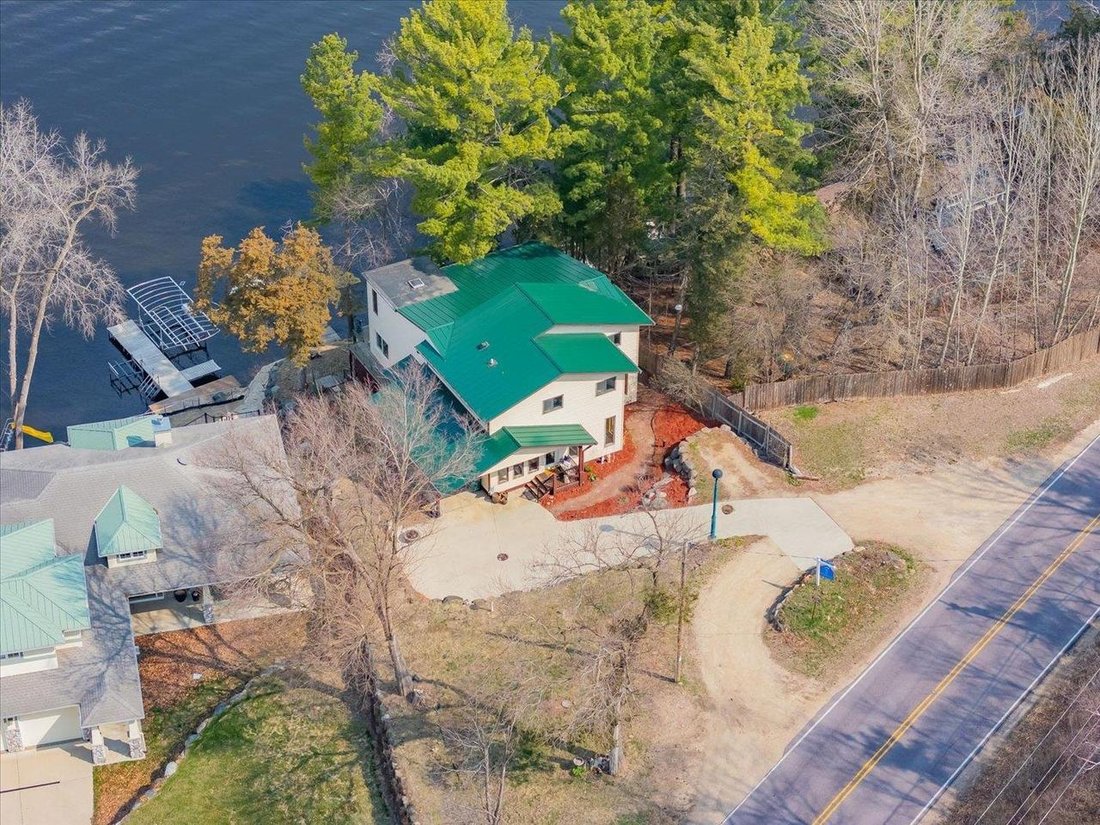 House in Lake Wisconsin, Wisconsin, United States 1 - 17978207