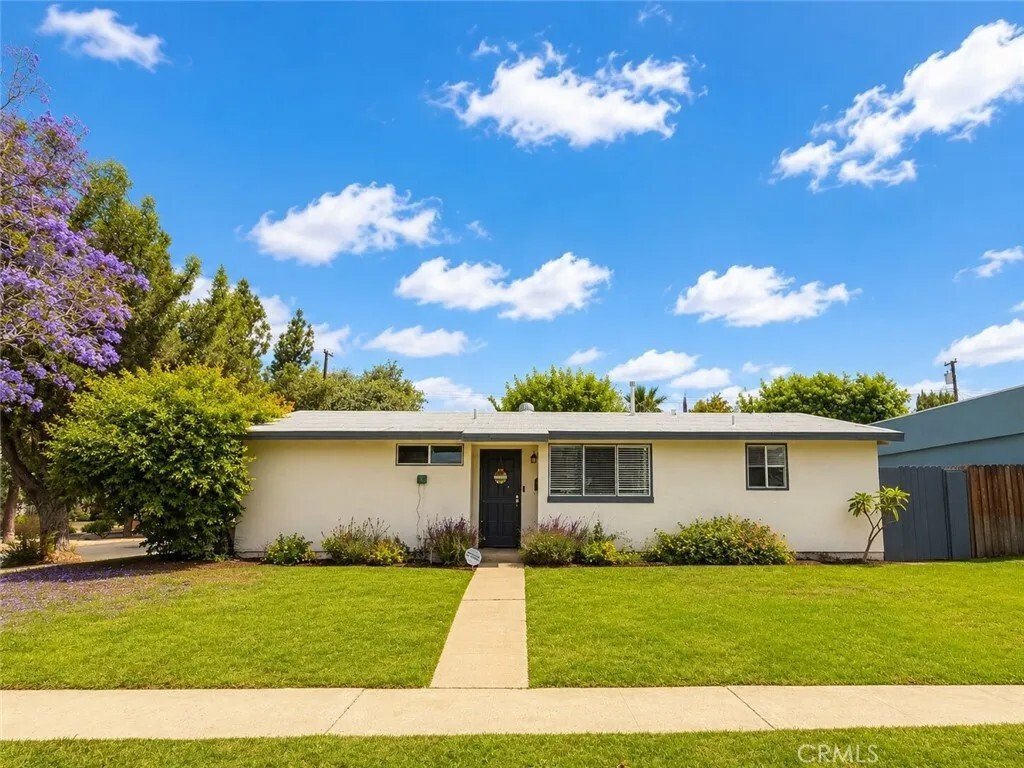 House in Fullerton, California, United States 3 - 17975473