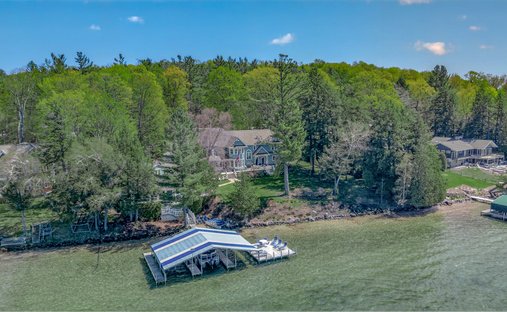 Haus in Boyne City, Michigan, Vereinigte Staaten 1