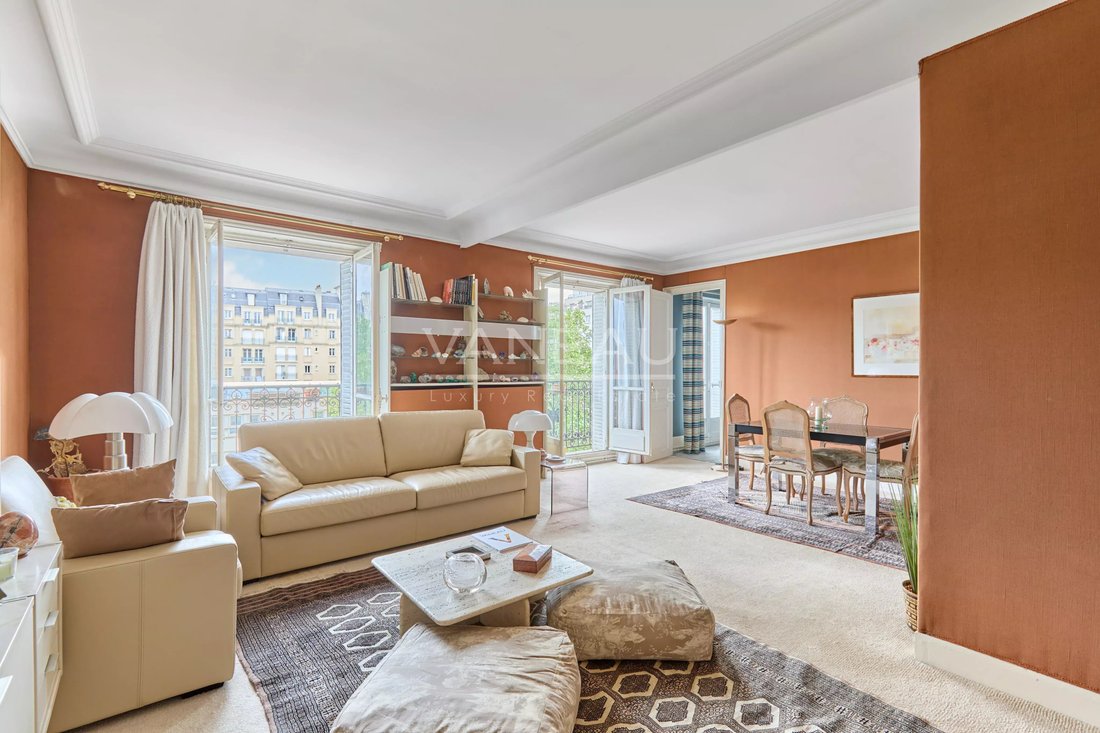 Apartment in Cambronne-Garibaldi, Paris 15e Arrondissement, Paris 3 - 17976324