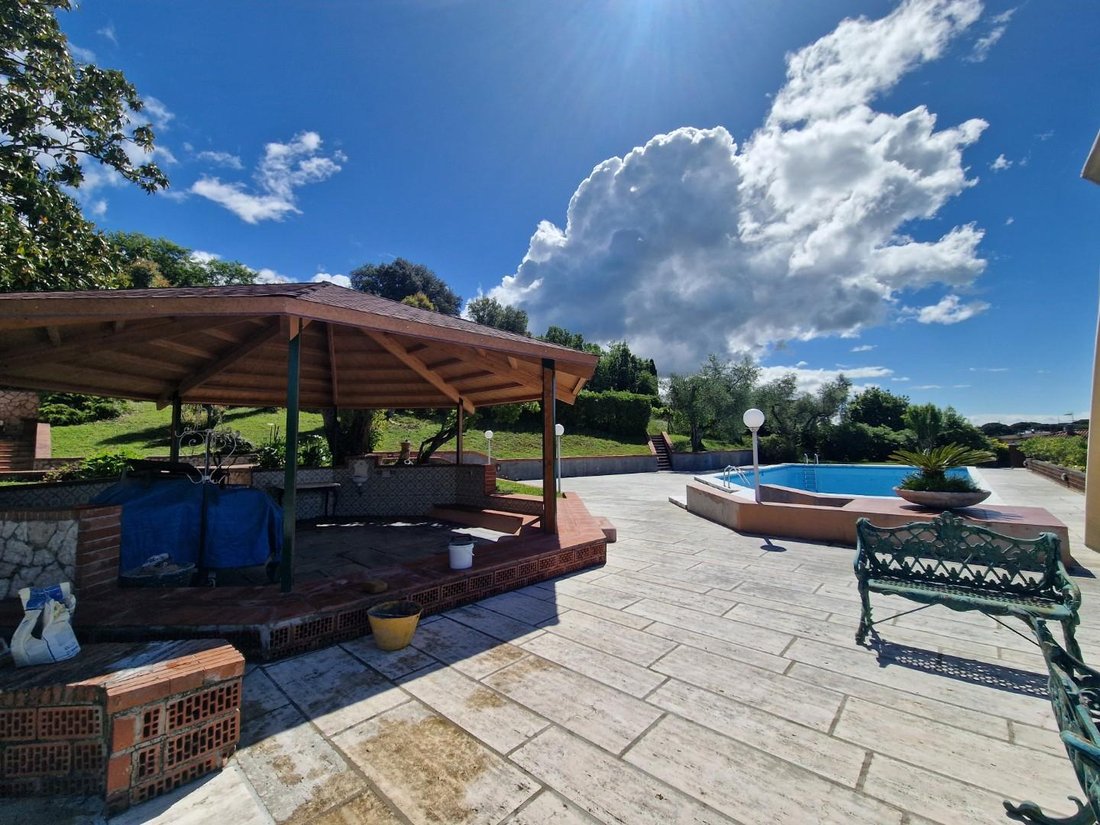 Villa in Fontia-Fossola-Fossone, Marina di Carrara, Tuscany 2 - 17978597