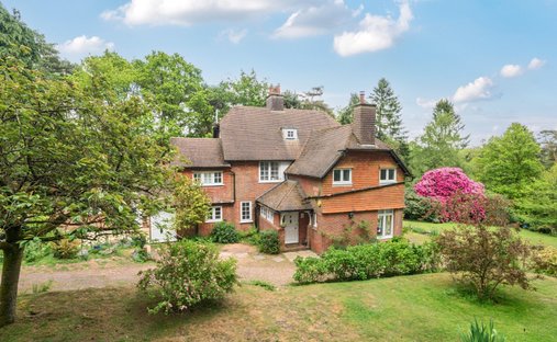 House in Hindhead, Grayshott, England 1