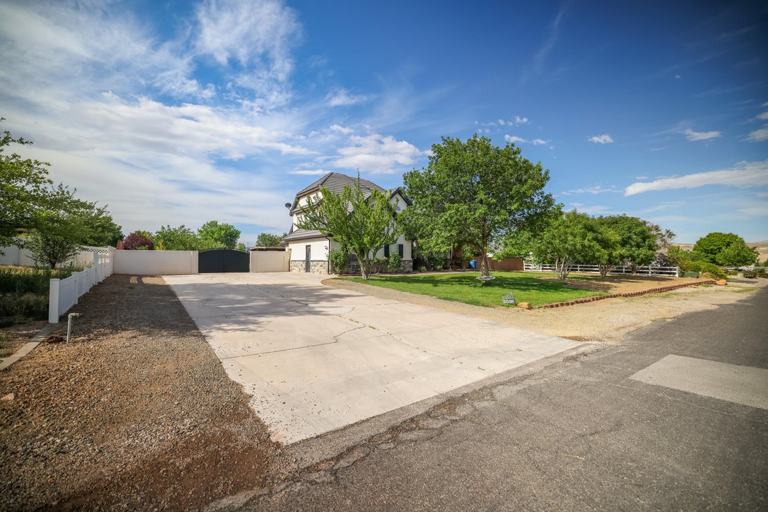 House in St. George, Utah, United States 4 - 17978908