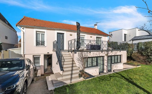 Villa in Plateau-Grèves-Europe-Gare du Stade-Fossés Jean, Colombes, France 1