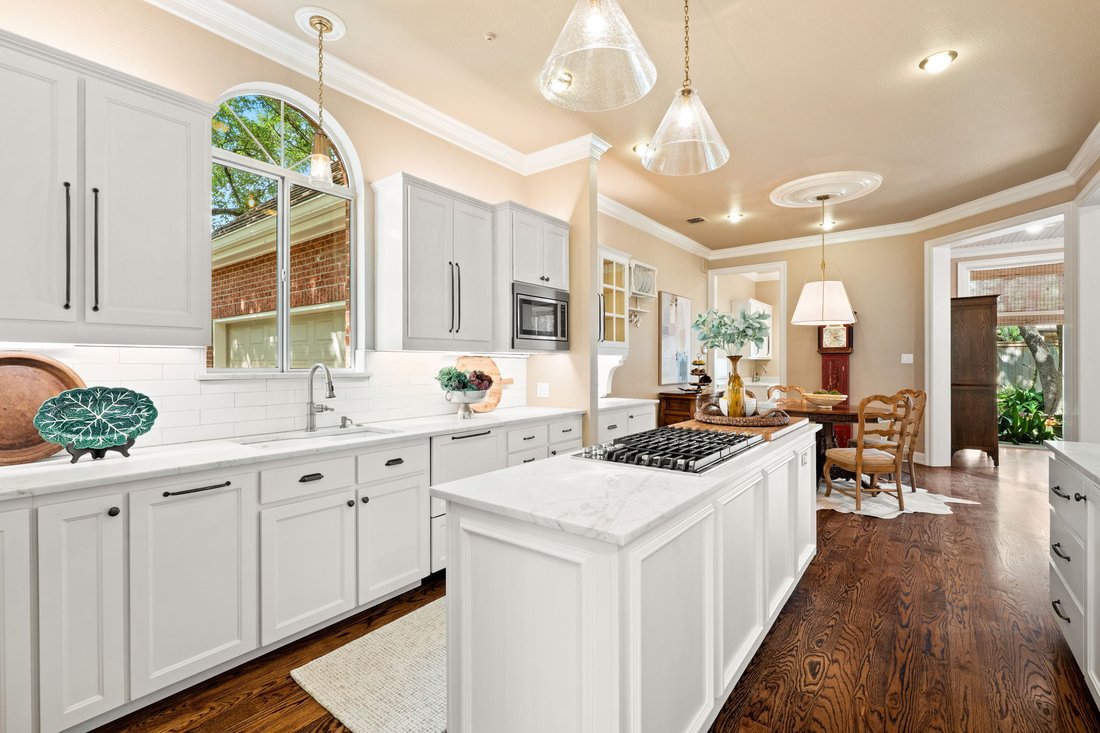 House in San Antonio, Texas, United States 3 - 17981073