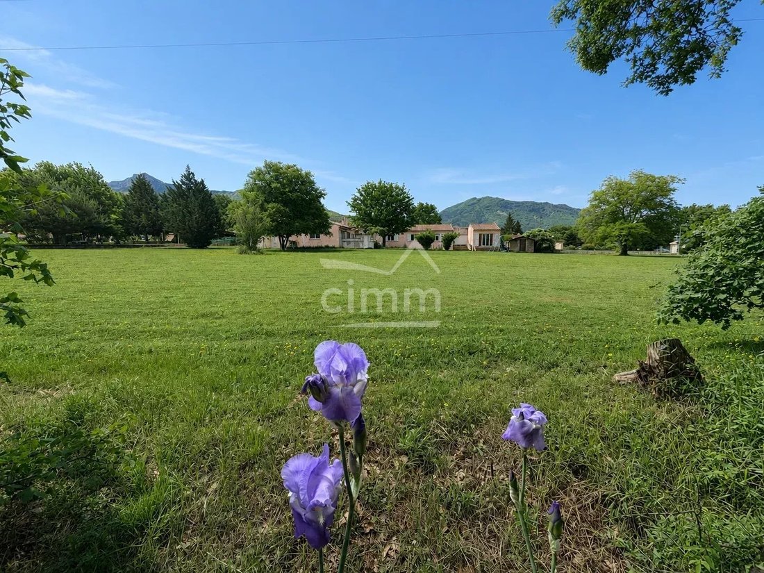 House in Quartiers Nord-Les Chaumianes-Le Thor, Sisteron, France 2 - 17980266