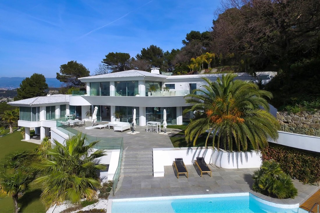 Villa in Cannes, Provence-Alpes-Côte d'Azur, France 1 - 15005162