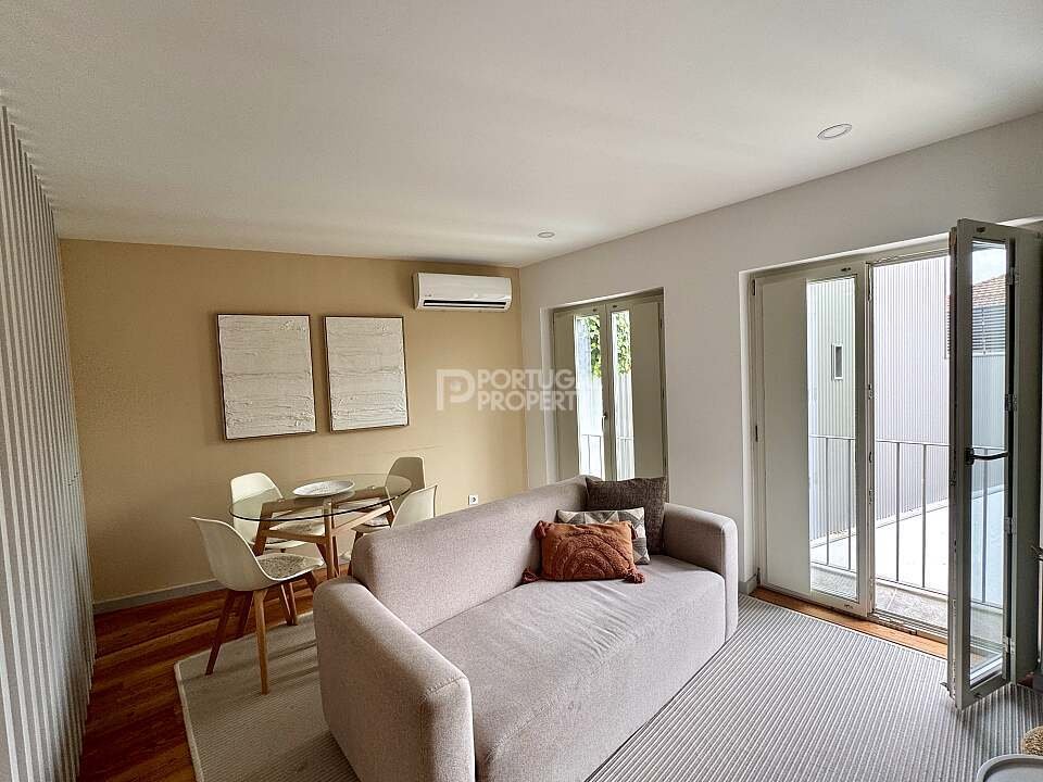 Apartment in Cedofeita, Santo Ildefonso, Se, Miragaia, Sao Nicolau e Vitoria, Porto District, Portugal 2 - 17978759