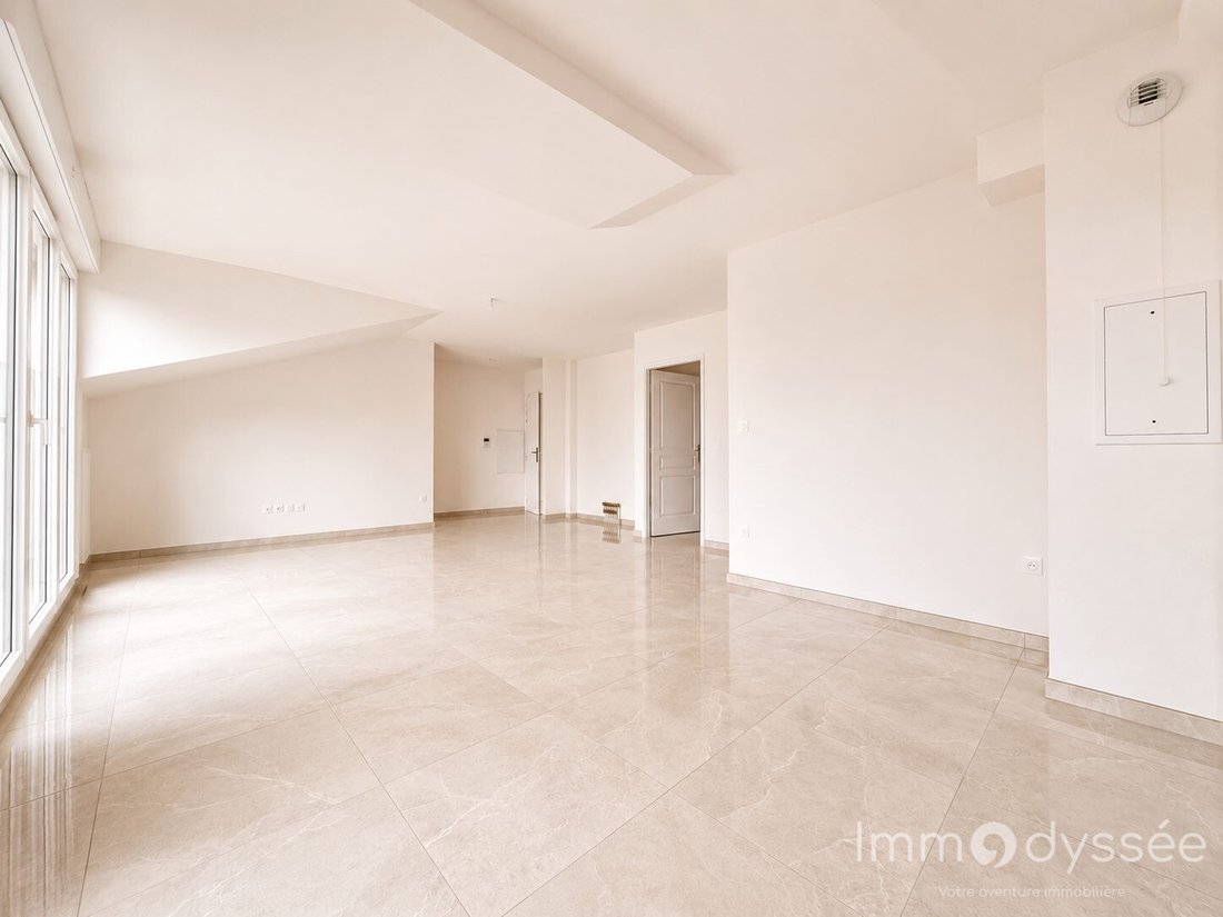 Apartamento en Ledru Rollin, Le Perreux-sur-Marne, Francia 1 - 17217378