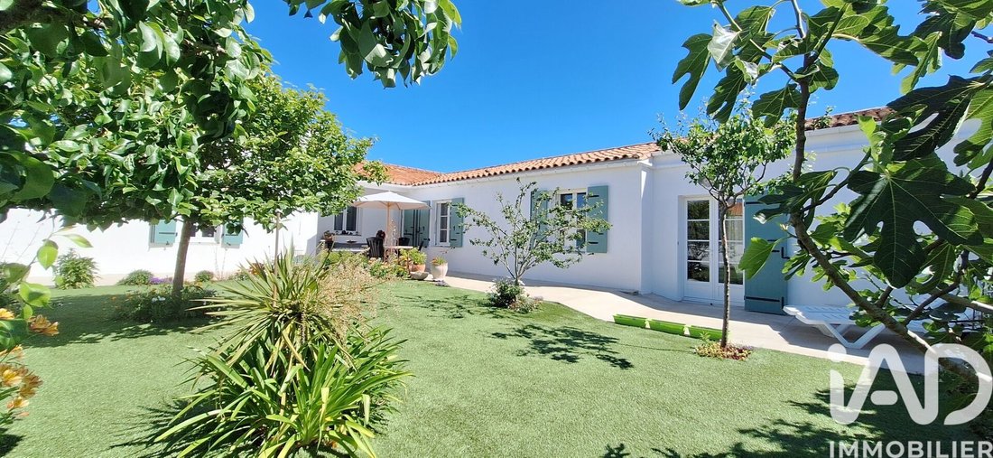 House in Le Bois-Plage-en-Ré, Nouvelle-Aquitaine, France 1 - 17128848