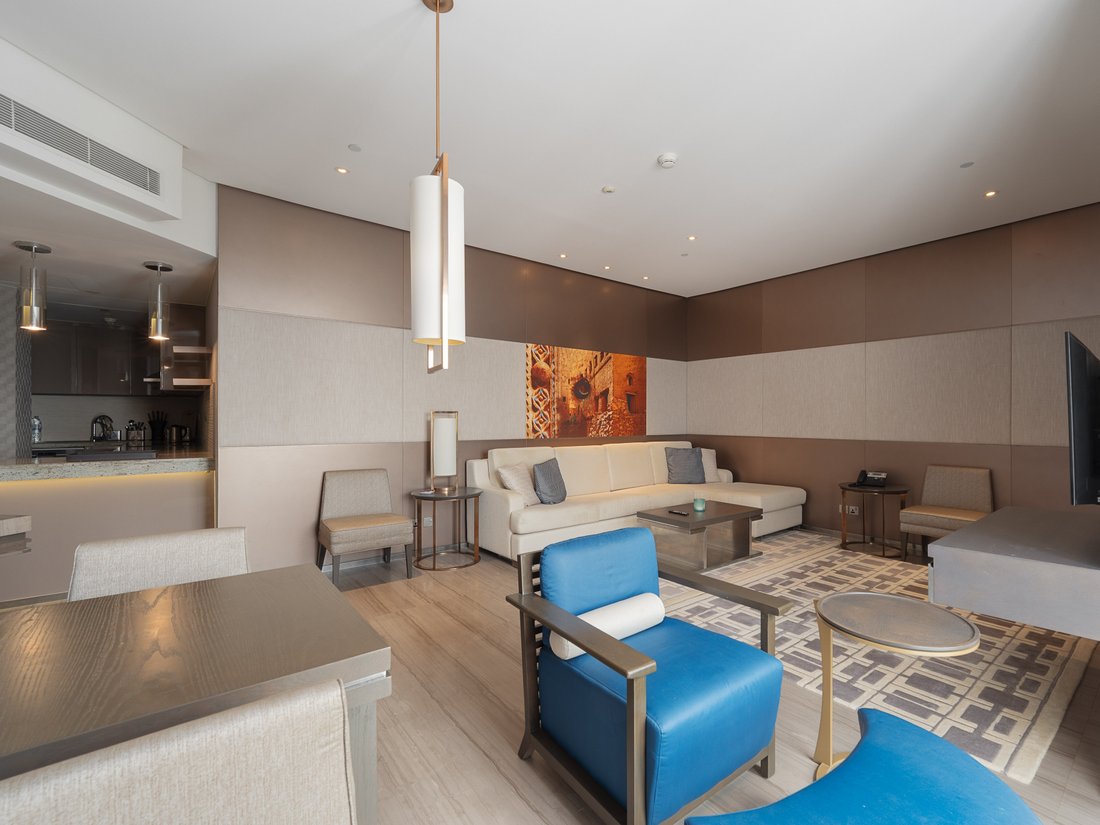 Apartment in Umm Hurair, Dubai, United Arab Emirates 5 - 17974893