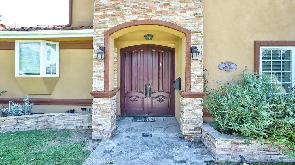 House in Signal Hill, California, United States 4 - 17607084