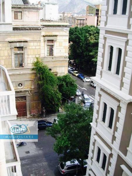 Apartment in Politeama - Libertà Bassa, Palermo, Italy 2 - 14304653