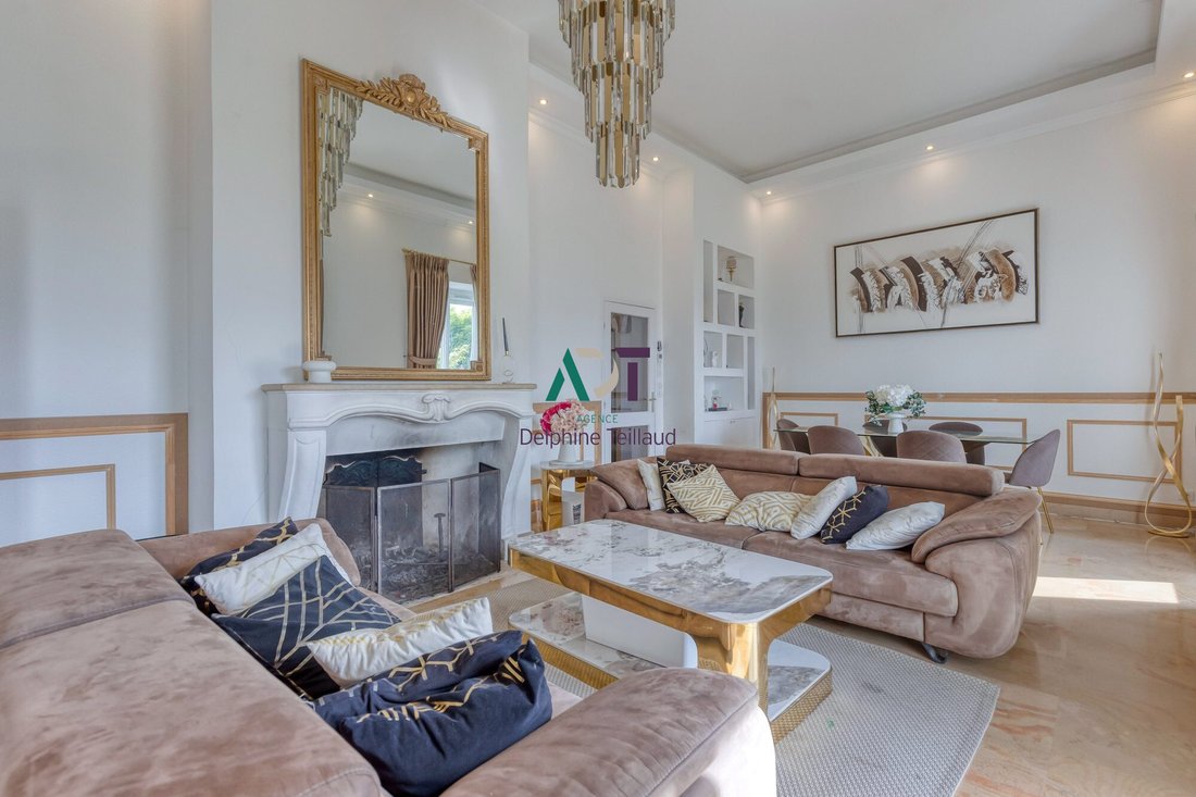 Apartment in Corenc, Auvergne-Rhône-Alpes, France 3 - 17981245