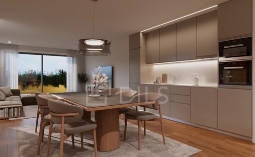 Apartment in Cedofeita, Santo Ildefonso, Se, Miragaia, Sao Nicolau e Vitoria, Porto District, Portugal 1