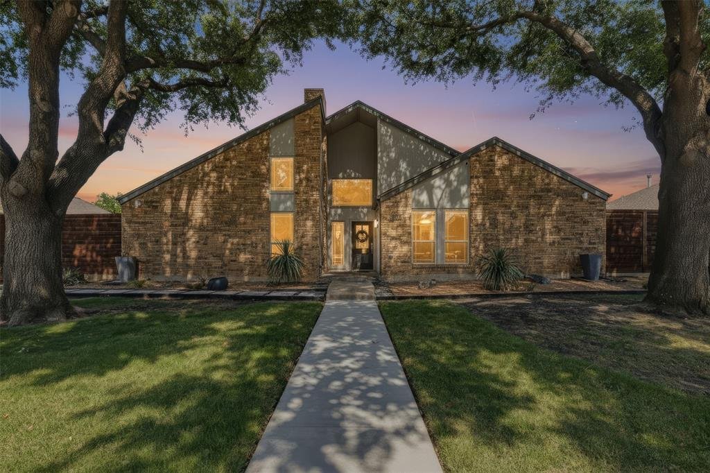 House in Carrollton, Texas, United States 2 - 17975804