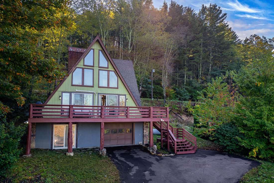 House in Newland, North Carolina, United States 3 - 17977266
