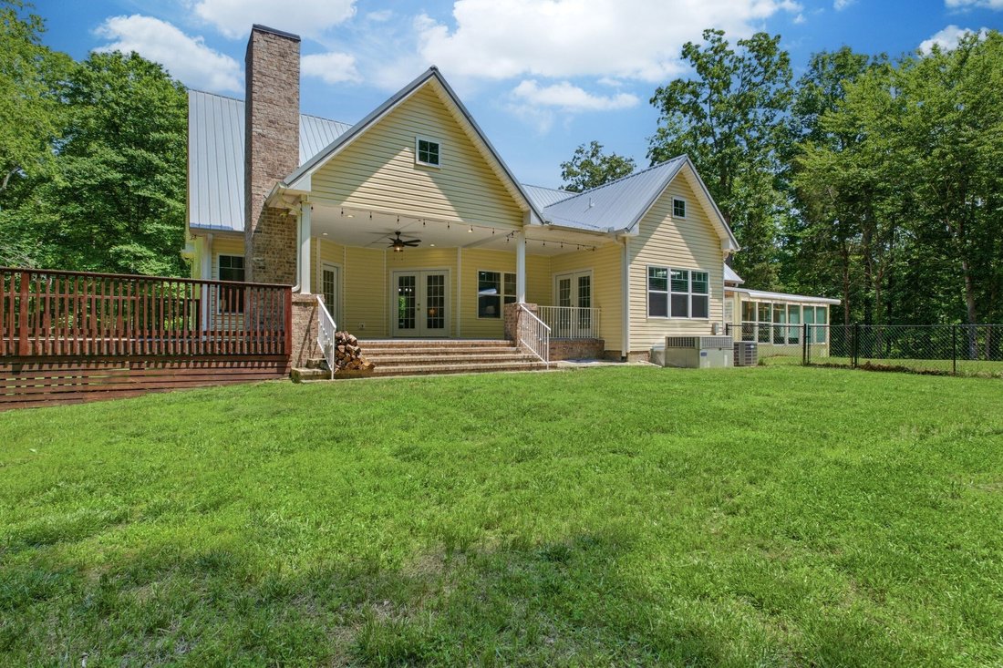 House in Dickson, Tennessee, United States 4 - 17979829