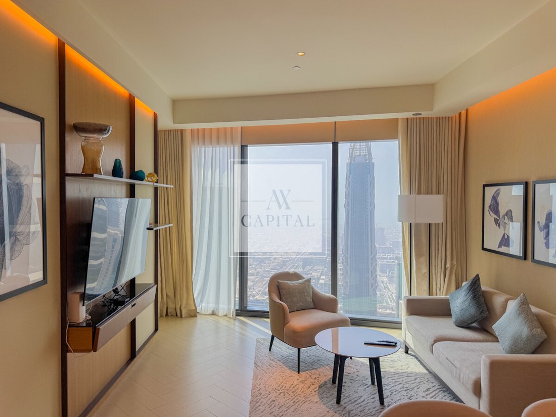 Apartment in Burj Khalifa Lake, Downtown Dubai, Dubai 1 - 17975994