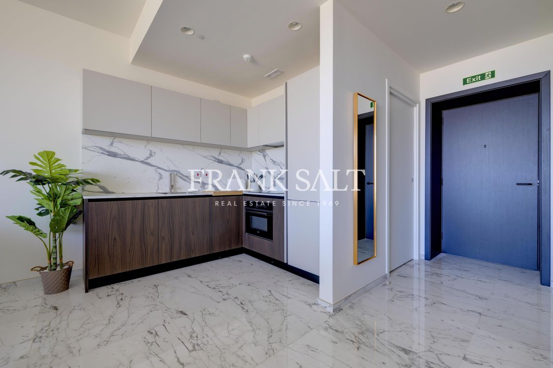 Apartment in Saint Julian's, Malta 1 - 15672583