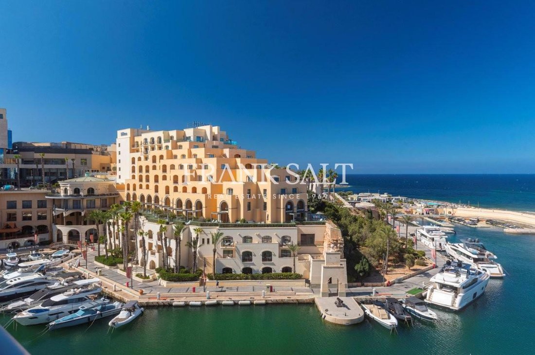 Apartment in Saint Julian's, Malta 1 - 16096907