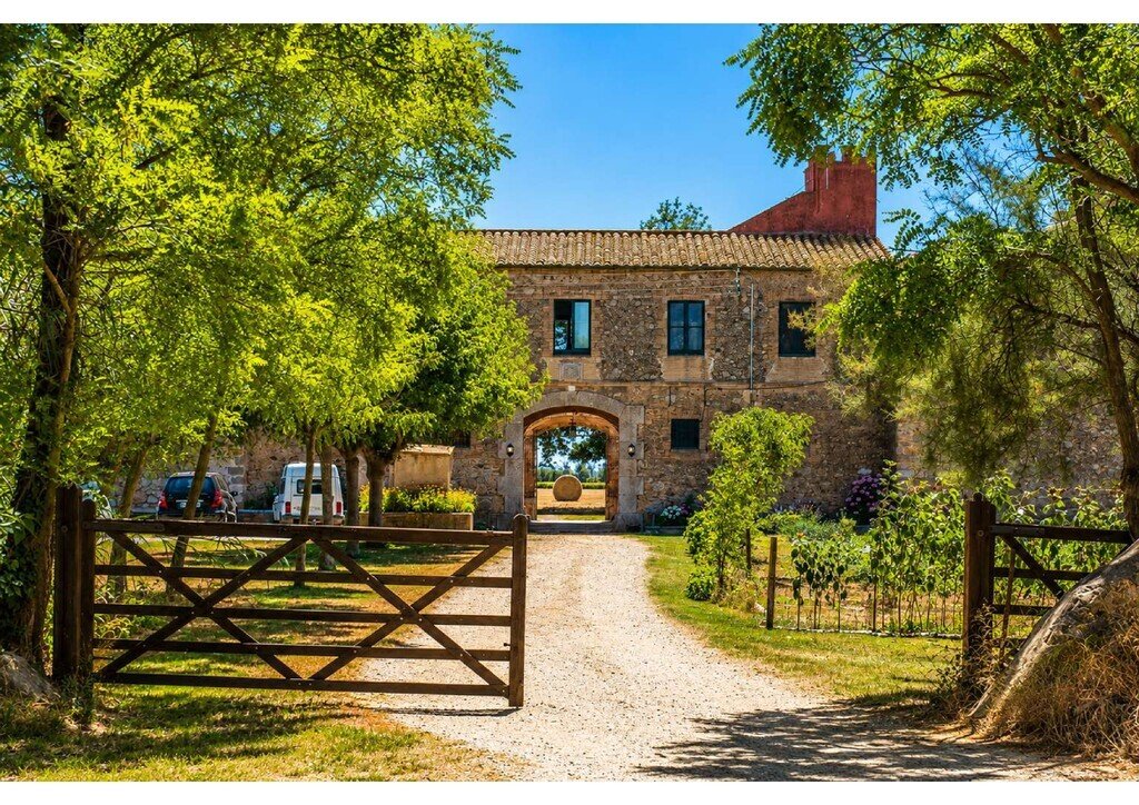 House in Castello d'Empuries, Catalonia, Spain 3 - 17978466