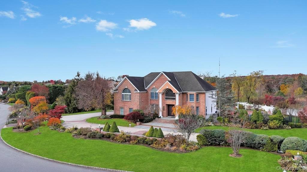 House in Melville, New York, United States 3 - 17978348