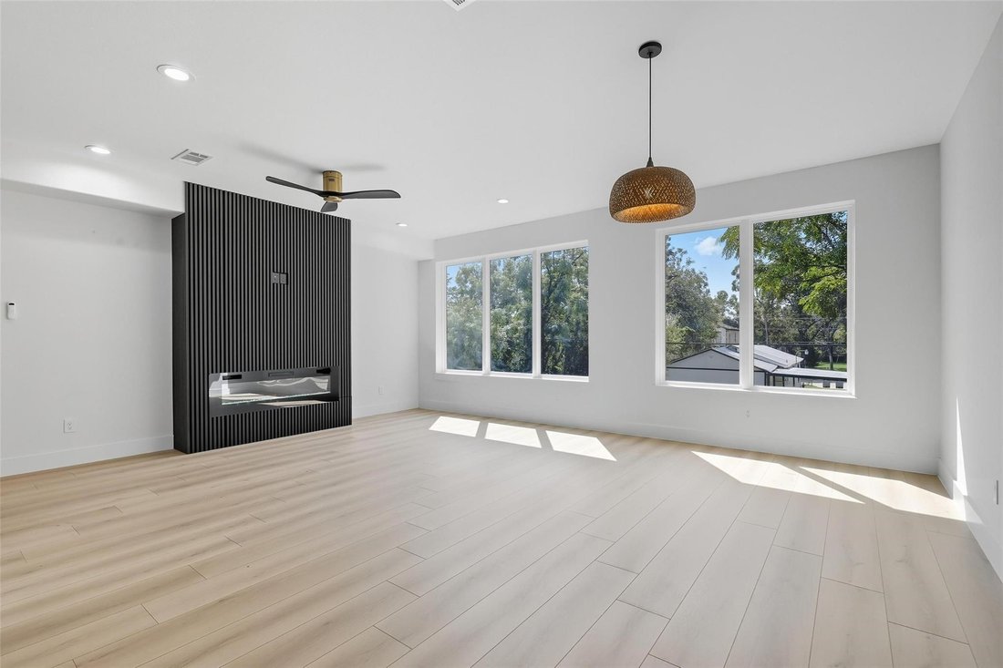 House in Dallas, Texas, United States 5 - 17980133