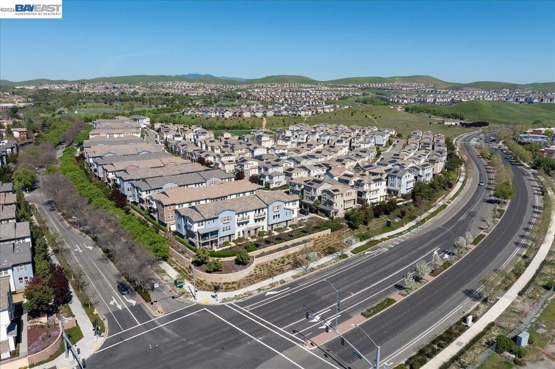 Condo in Dublin, California, United States 4 - 17979271