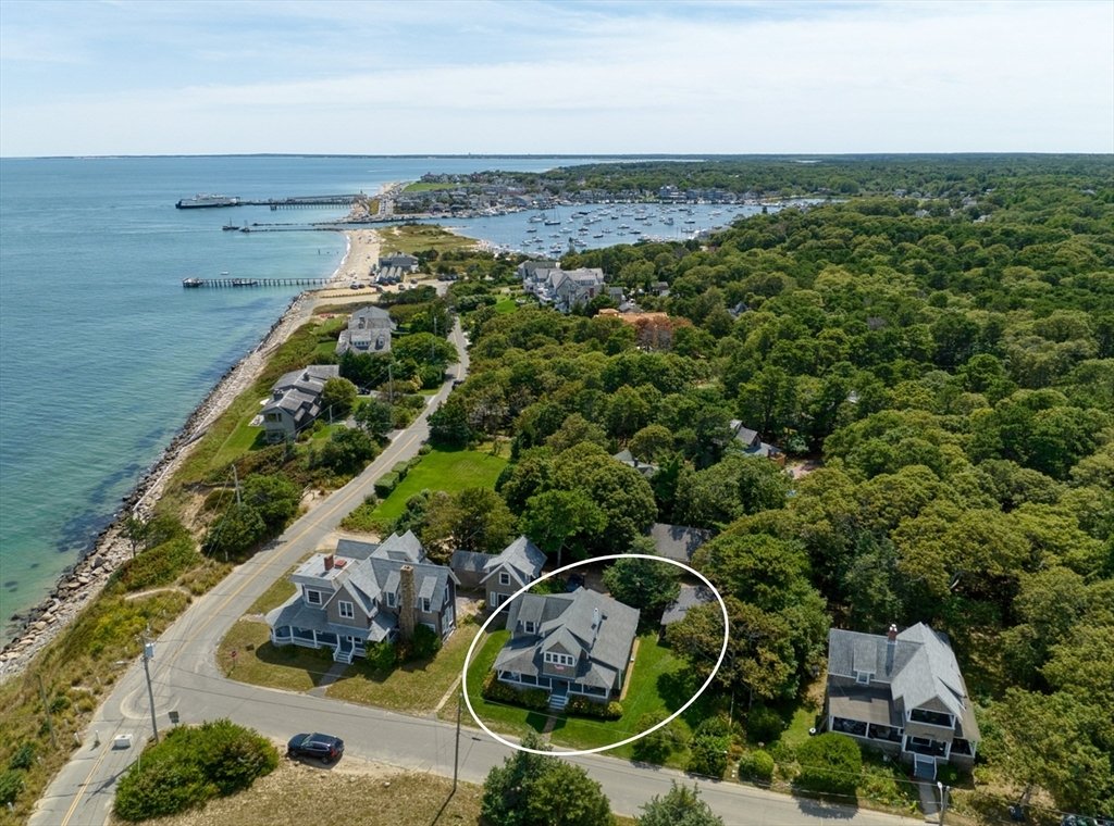 House in Oak Bluffs, Massachusetts, United States 1 - 17980953