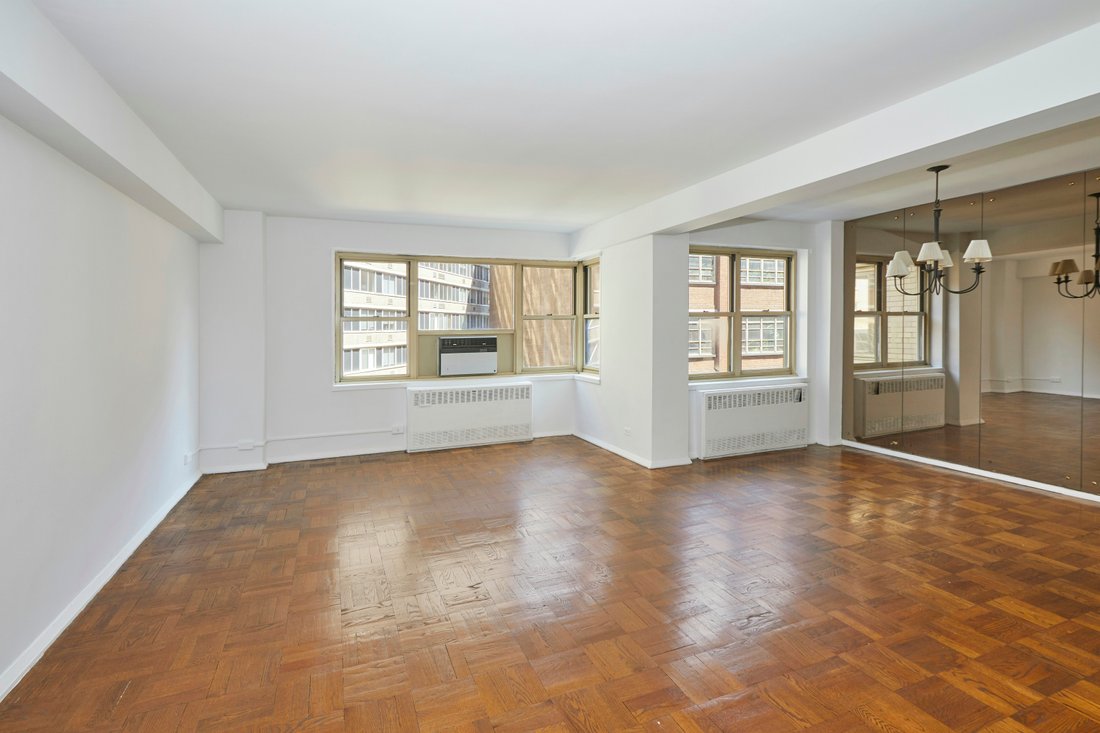 Co Op in New York, New York, United States 3 - 17969936