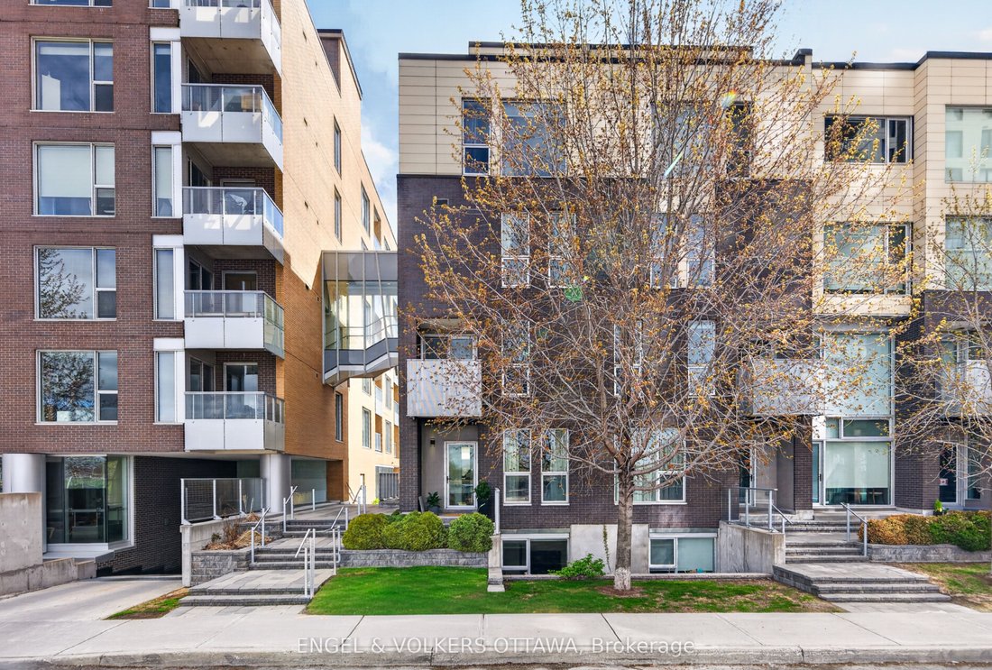Condo in Ottawa, Ontario, Canada 2 - 17979761